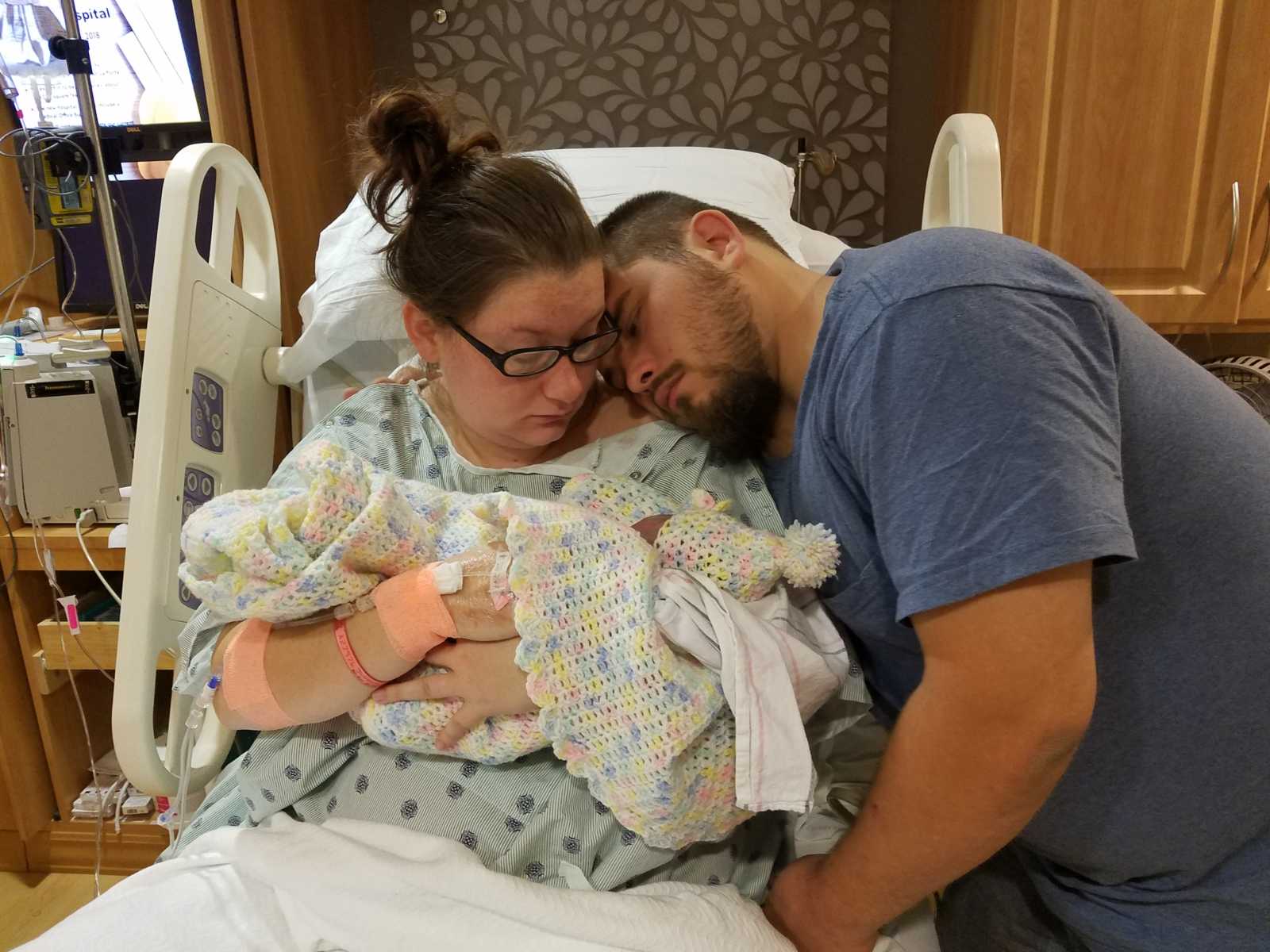 ‘There is no heartbeat’ Devastated mom gives birth to ‘sleeping angel