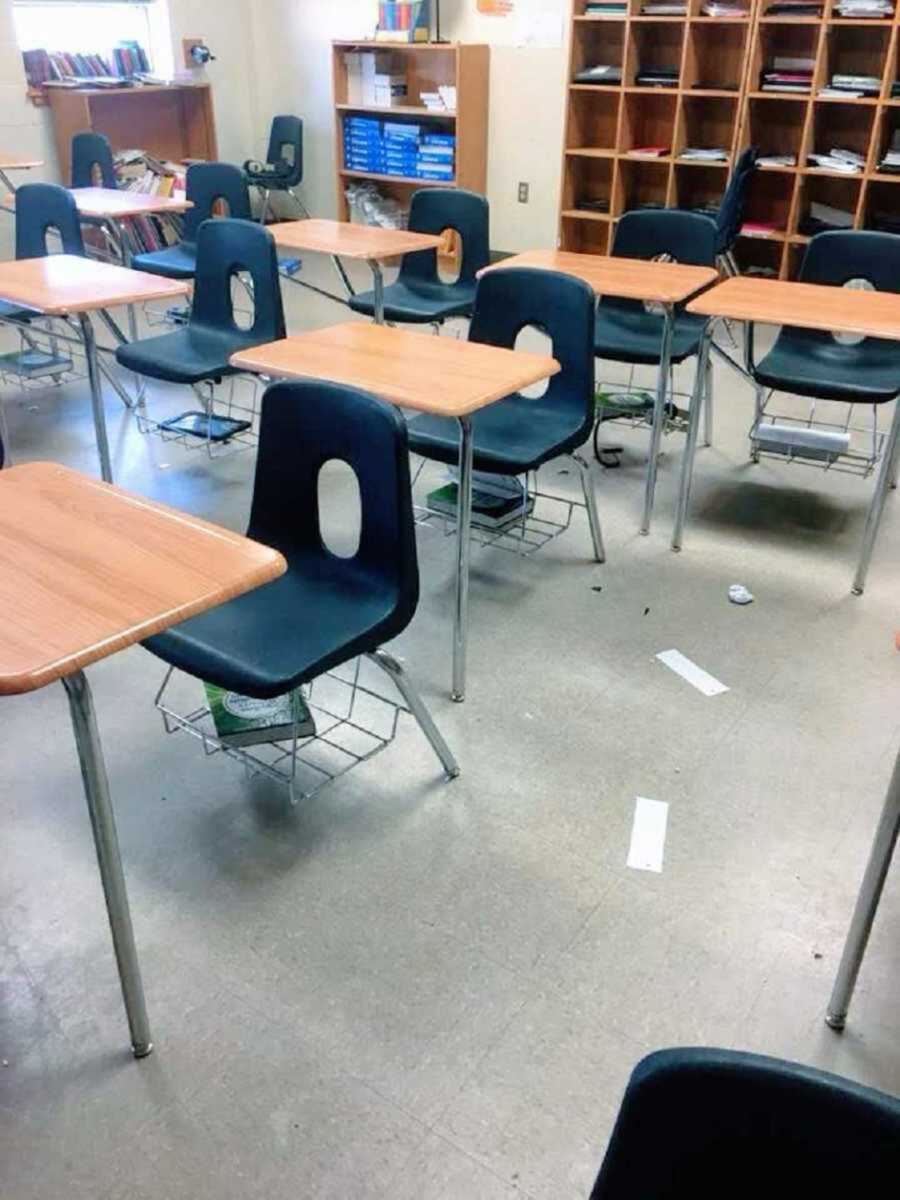 Disorganized classroom school desks