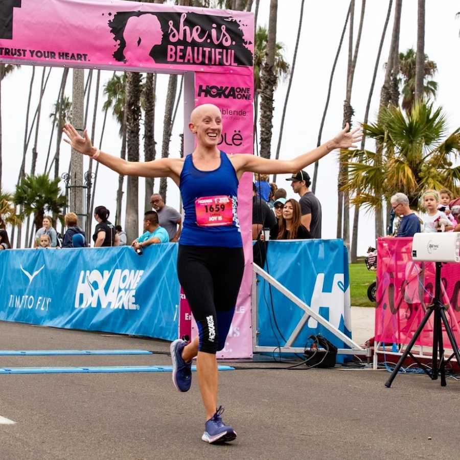 ‘I could never date someone without hair.’ I’ll never the look